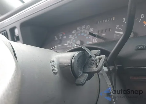 1999 Buick Lesabre Custom z USA, uszkodzony, nr VIN 1G4HP52K9XH461540